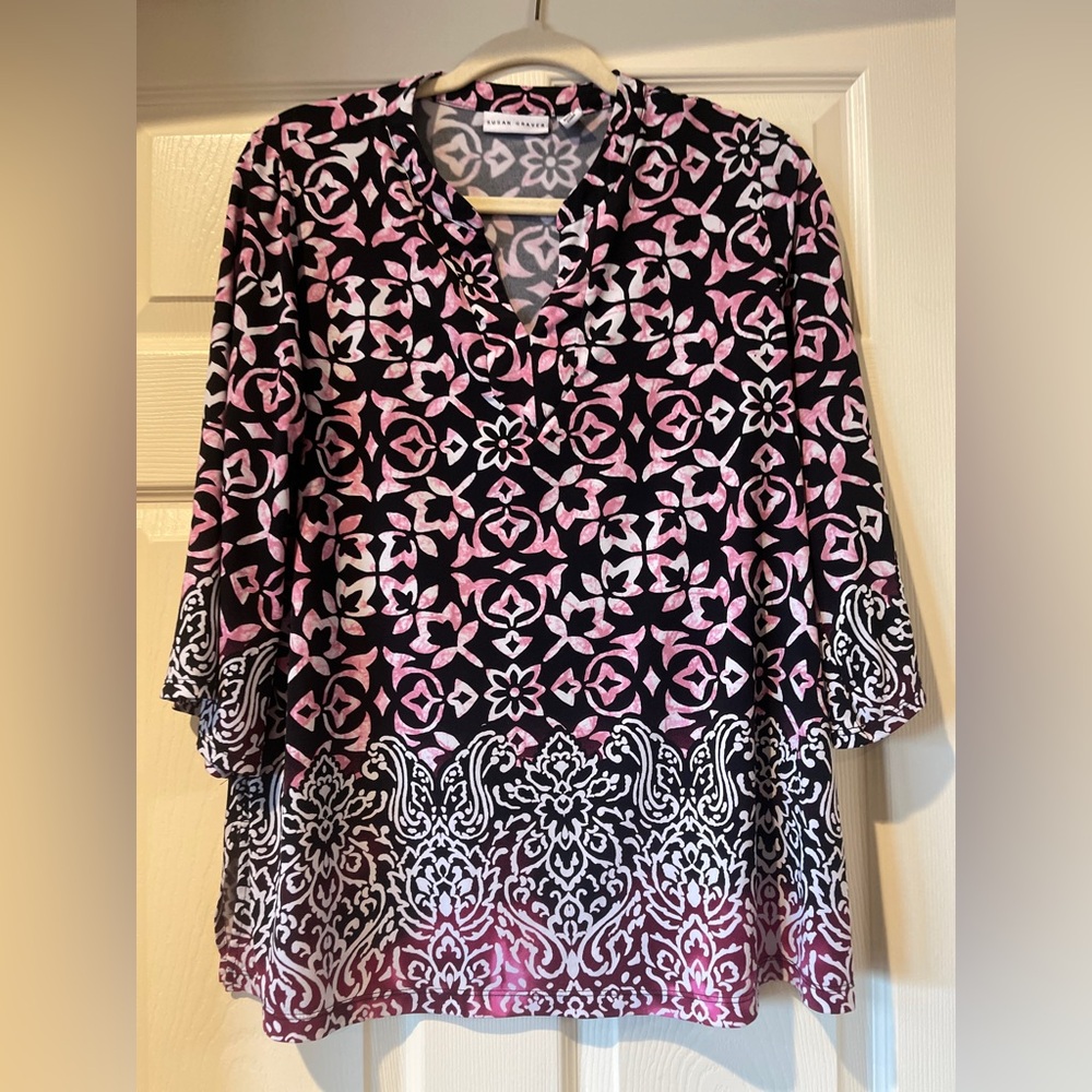 Susan Graver top
